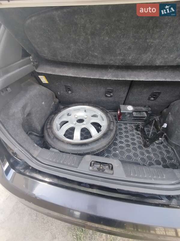 Хэтчбек Ford Fiesta 2016 в Фастове