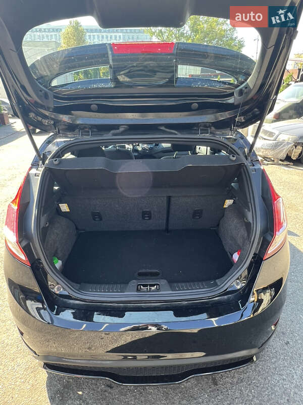 Хэтчбек Ford Fiesta 2019 в Киеве