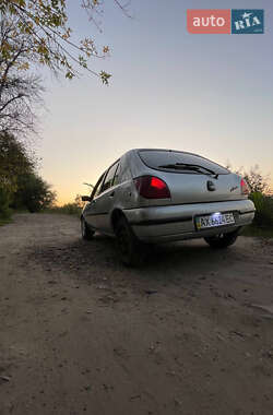 Хэтчбек Ford Fiesta 1997 в 
