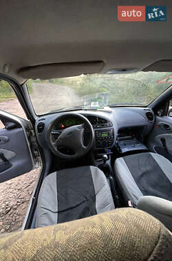 Хэтчбек Ford Fiesta 1997 в 
