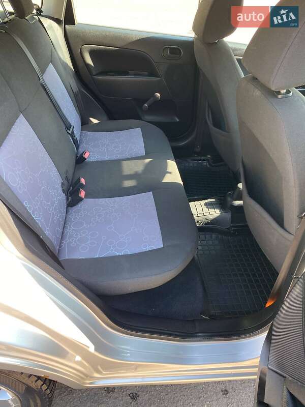 Хэтчбек Ford Fiesta 2008 в Каменском