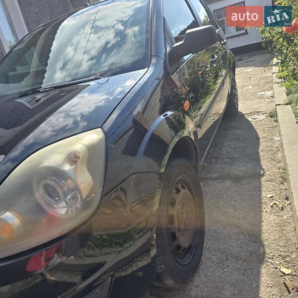 Хэтчбек Ford Fiesta 2006 в Кропивницком