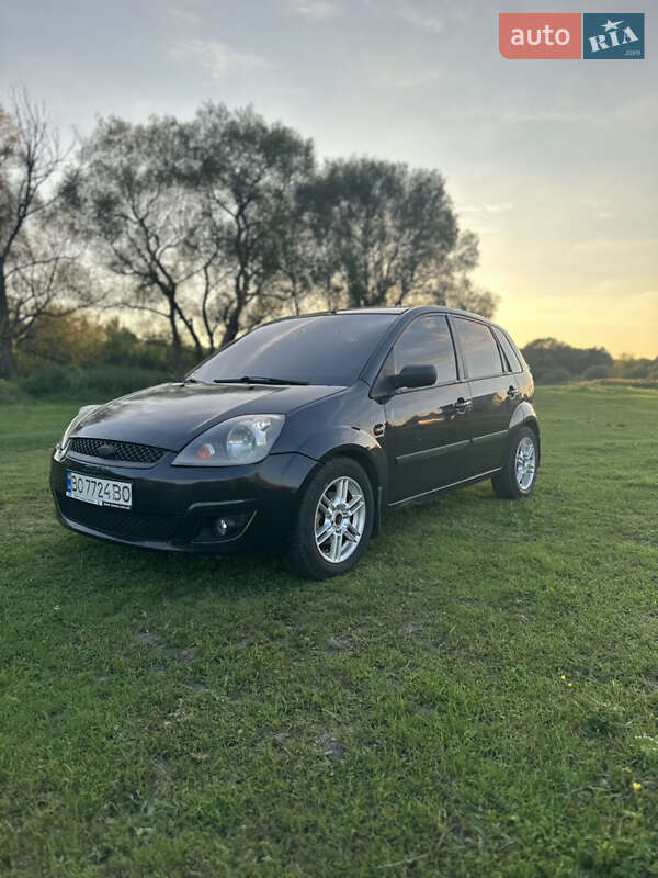 Хэтчбек Ford Fiesta 2008 в Славуте фото 3 Хэтчбек Ford Fiesta 2008 в Славуте