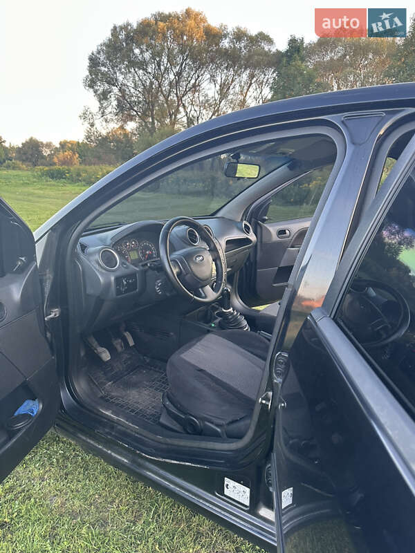 Хэтчбек Ford Fiesta 2008 в Славуте фото 10 Хэтчбек Ford Fiesta 2008 в Славуте