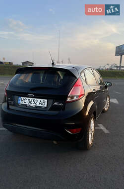 Хэтчбек Ford Fiesta 2014 в 