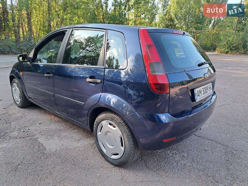 Хэтчбек Ford Fiesta 2005 в Бердичеве