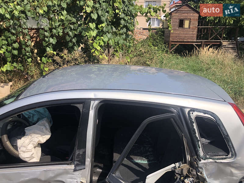 Хэтчбек Ford Fiesta 2007 в Мукачево фото 10 Хэтчбек Ford Fiesta 2007 в Мукачево