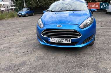 Хэтчбек Ford Fiesta 2014 в 