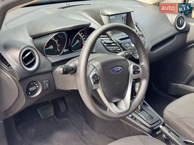 Хэтчбек Ford Fiesta 2017 в Запорожье