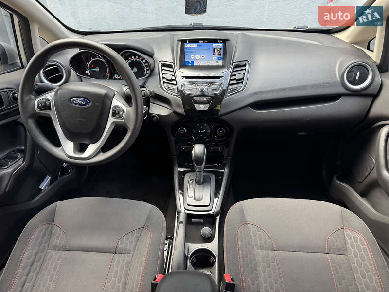 Хэтчбек Ford Fiesta 2017 в Запорожье