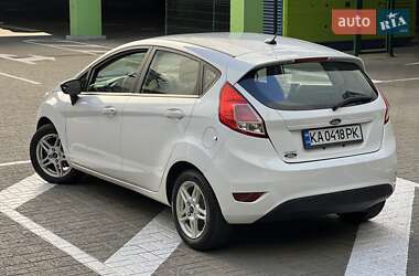 Хэтчбек Ford Fiesta 2017 в 