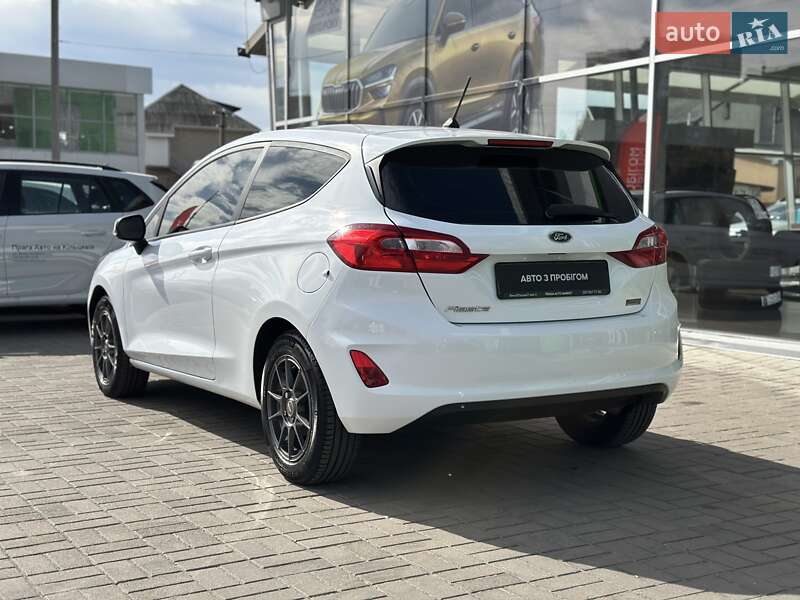 Хэтчбек Ford Fiesta 2018 в Киеве
