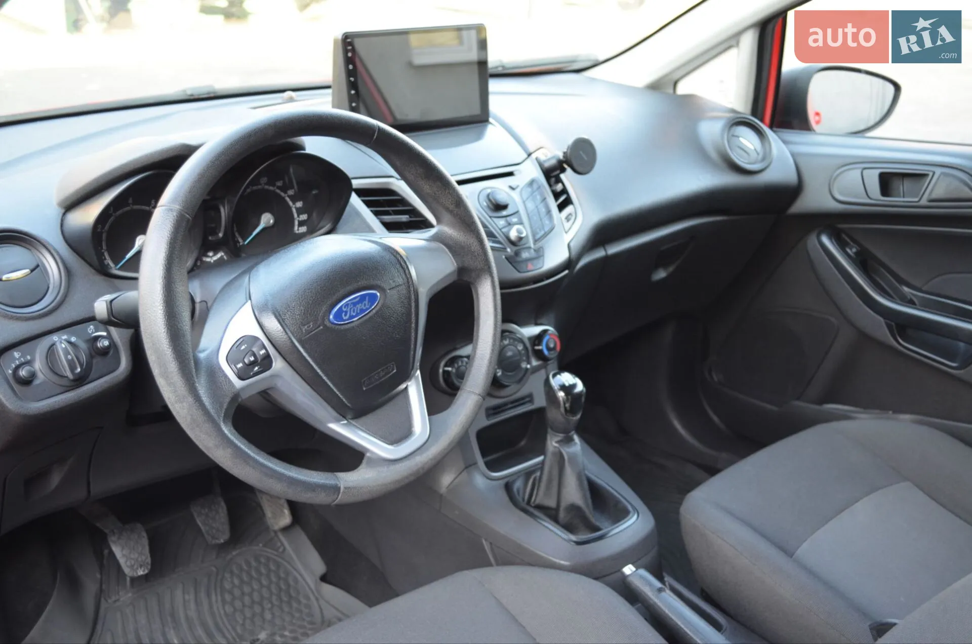 2013 Ford Fiesta - мініатюра 12