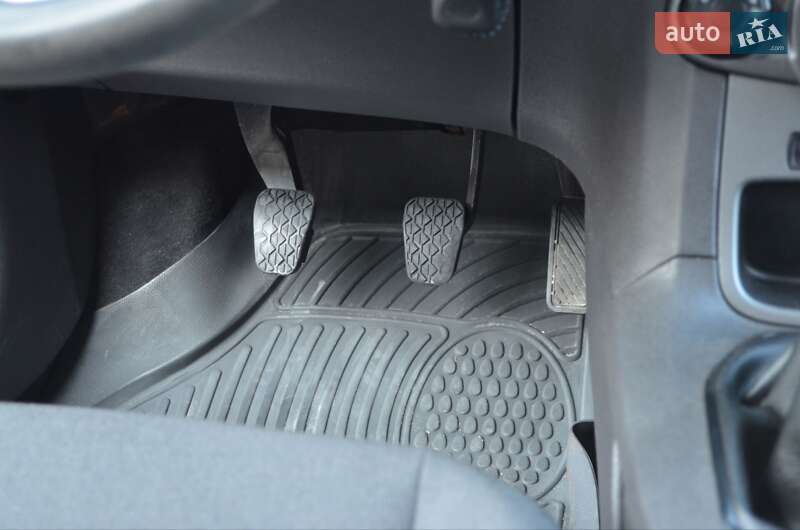 Хэтчбек Ford Fiesta 2013 в Павлограде фото 22 Хэтчбек Ford Fiesta 2013 в Павлограде