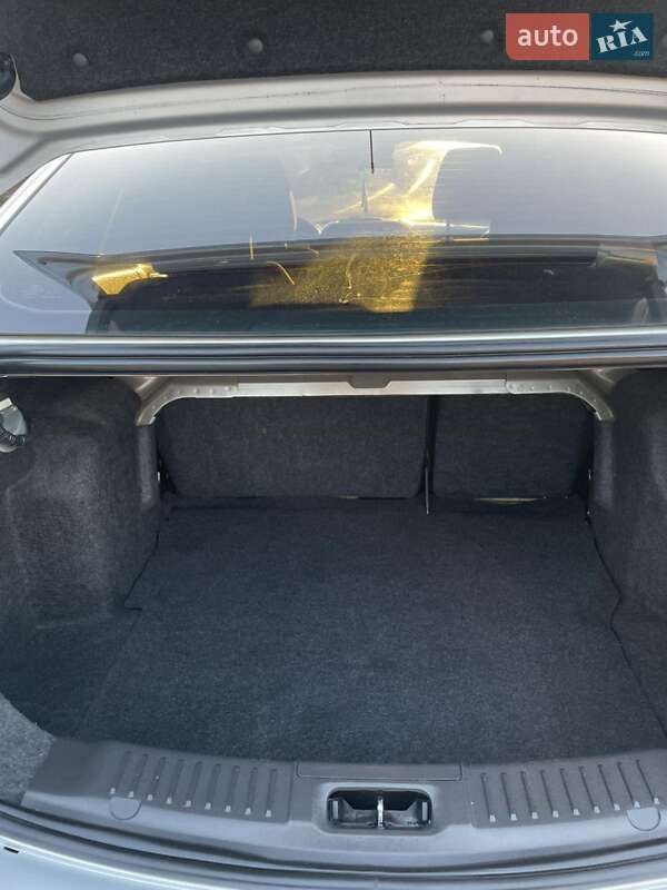 Седан Ford Fiesta 2015 в Житомире фото 24 Седан Ford Fiesta 2015 в Житомире