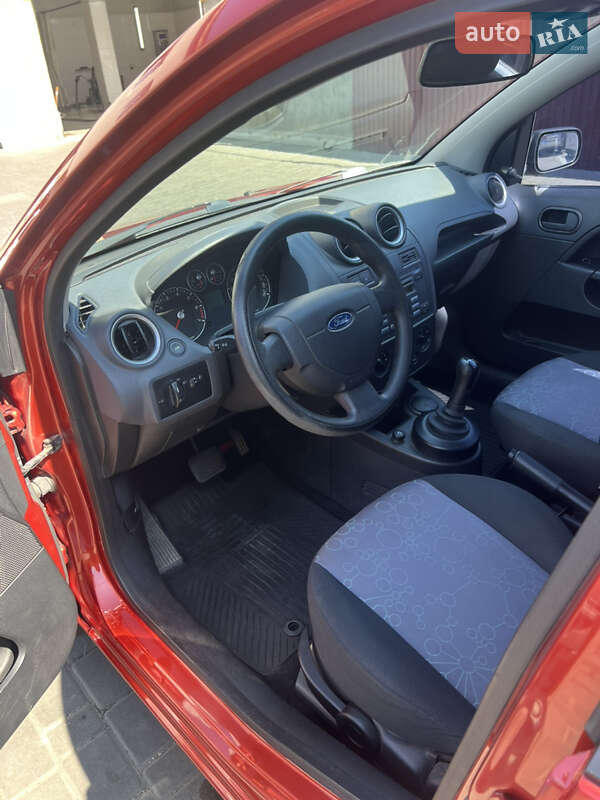 Хэтчбек Ford Fiesta 2007 в Николаеве фото 7 Хэтчбек Ford Fiesta 2007 в Николаеве