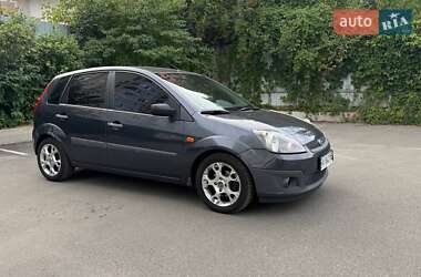 Хэтчбек Ford Fiesta 2008 в 