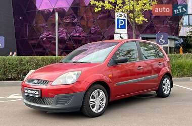 Хэтчбек Ford Fiesta 2007 в 