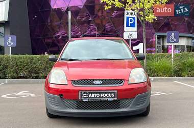 Хэтчбек Ford Fiesta 2007 в 