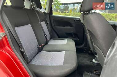Хэтчбек Ford Fiesta 2007 в 