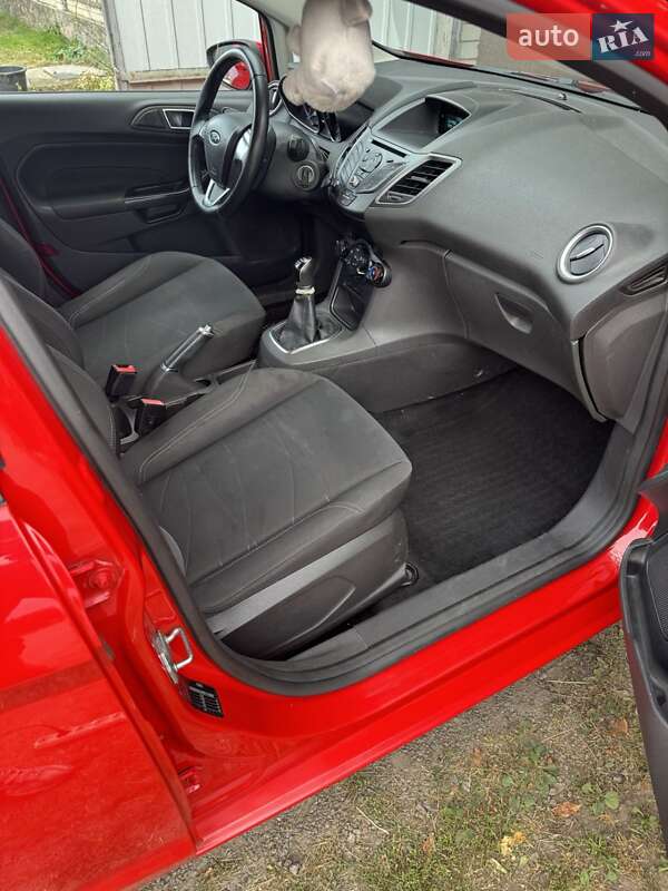 Хэтчбек Ford Fiesta 2015 в Фастове фото 19 Хэтчбек Ford Fiesta 2015 в Фастове
