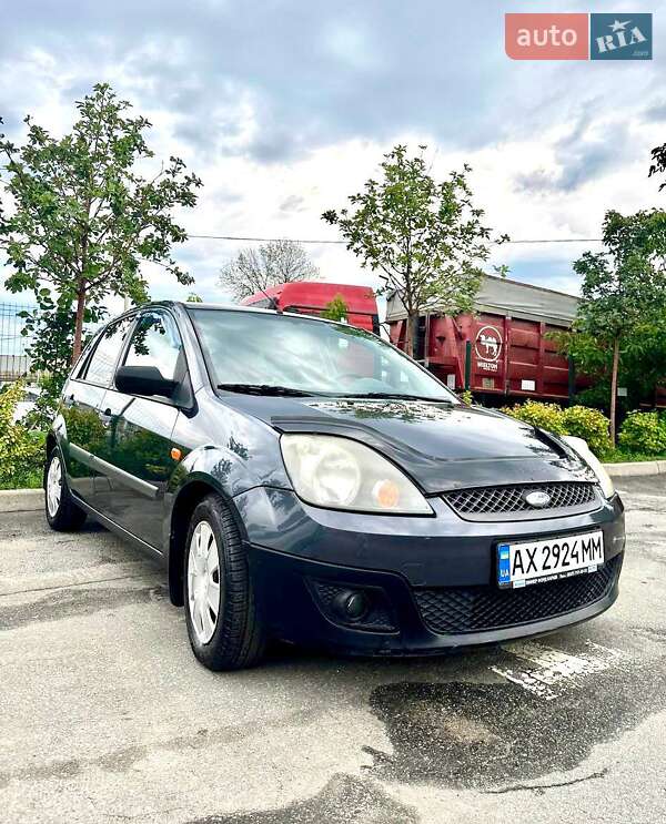 Хетчбек Ford Fiesta 2008 в 