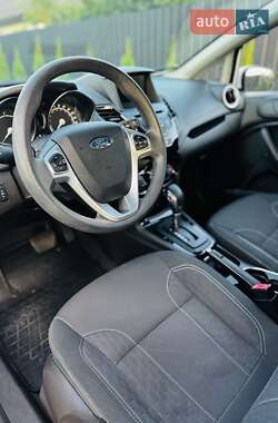 Хэтчбек Ford Fiesta 2019 в 