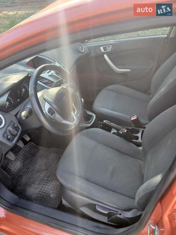 Хетчбек Ford Fiesta 2011 в Запоріжжі