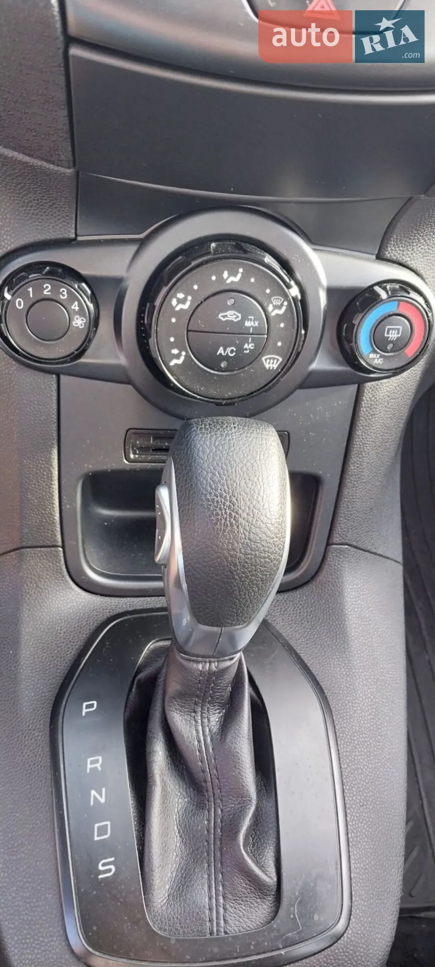 2013 Ford Fiesta - мініатюра 7