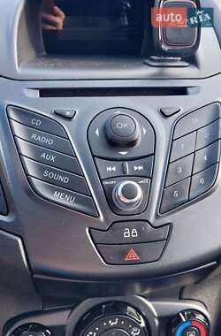 Хэтчбек Ford Fiesta 2013 в 