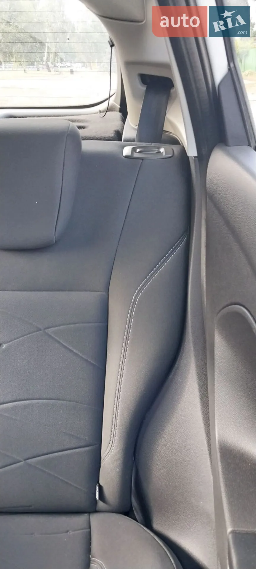 2013 Ford Fiesta - мініатюра 16