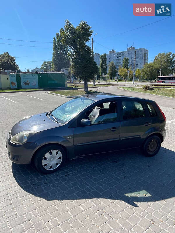Хэтчбек Ford Fiesta 2008 в Харькове
