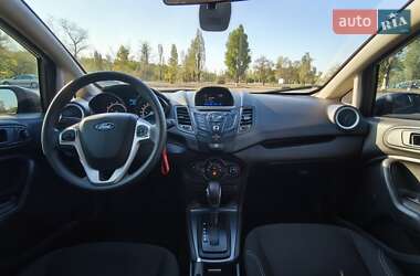 Хэтчбек Ford Fiesta 2019 в 