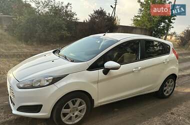 Хэтчбек Ford Fiesta 2013 в 