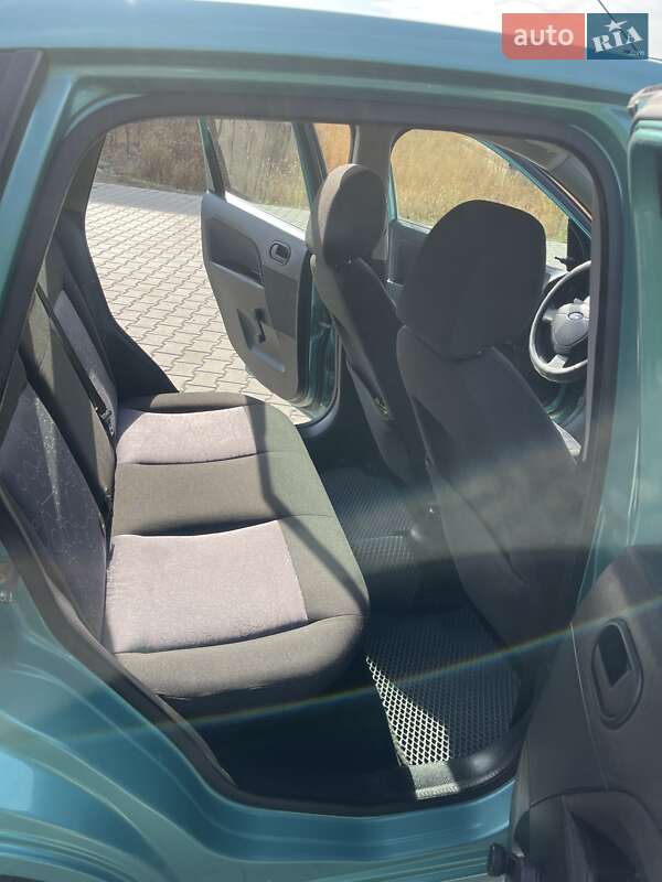 Хэтчбек Ford Fiesta 2006 в Одессе фото 35 Хэтчбек Ford Fiesta 2006 в Одессе