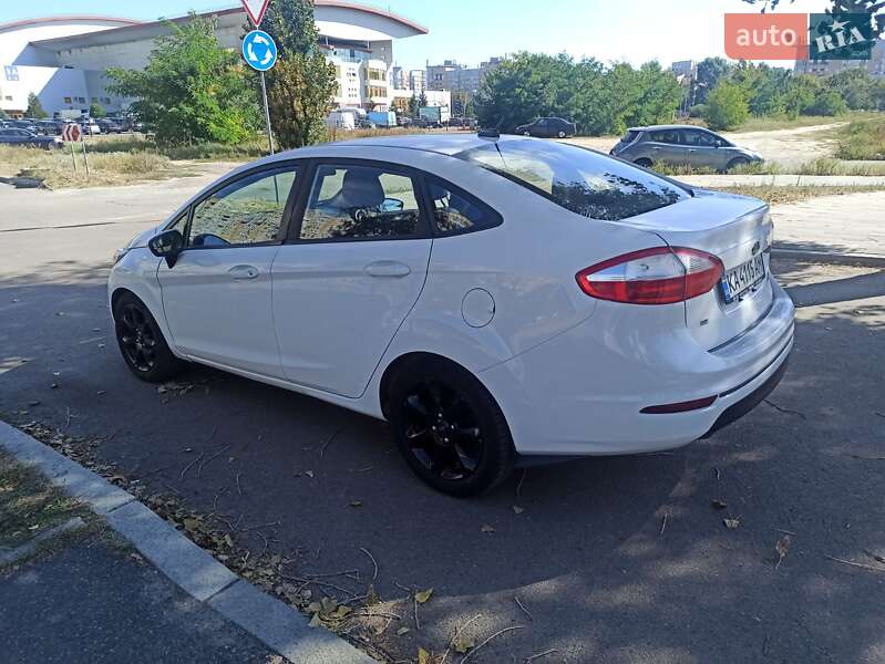 Седан Ford Fiesta 2017 в Киеве фото 6 Седан Ford Fiesta 2017 в Киеве