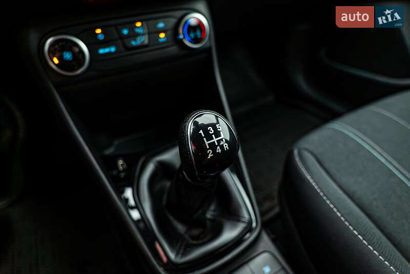 Хэтчбек Ford Fiesta 2018 в Киеве фото 19 Хэтчбек Ford Fiesta 2018 в Киеве