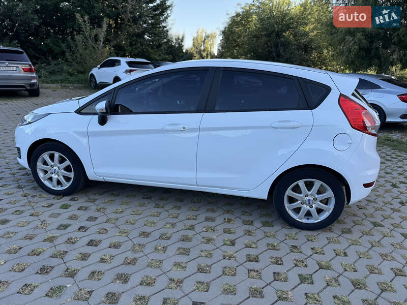 Хэтчбек Ford Fiesta 2014 в Борисполе
