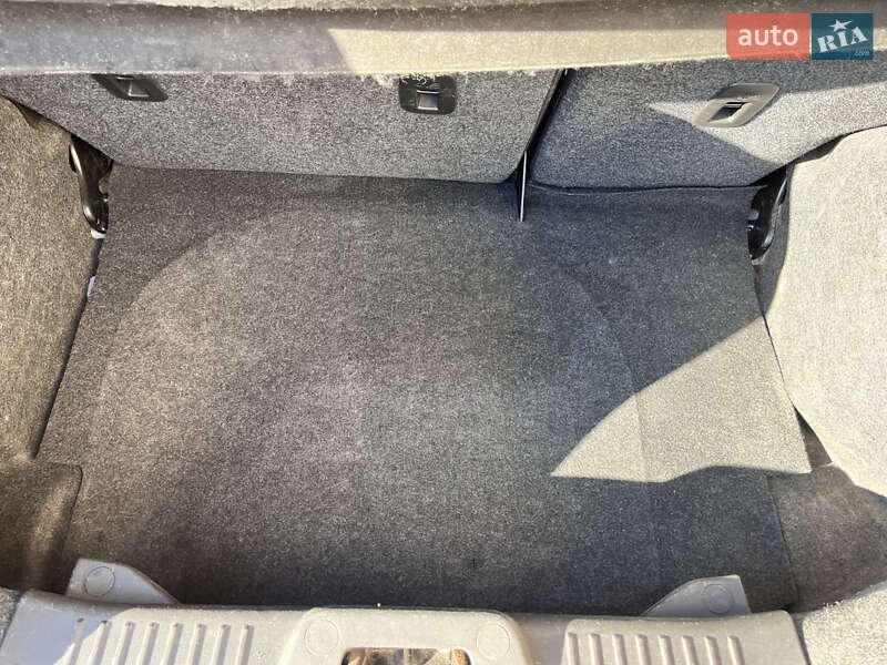 Хэтчбек Ford Fiesta 2015 в Львове