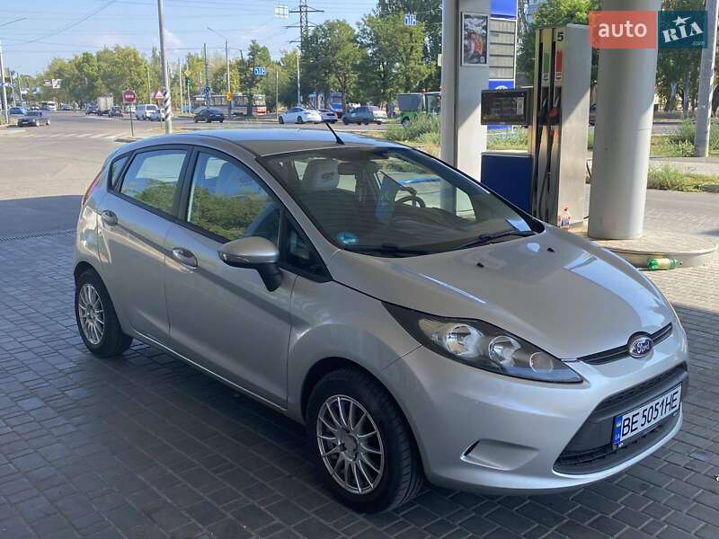 Хэтчбек Ford Fiesta 2012 в Николаеве