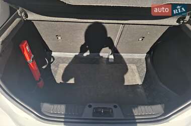 Хэтчбек Ford Fiesta 2013 в 