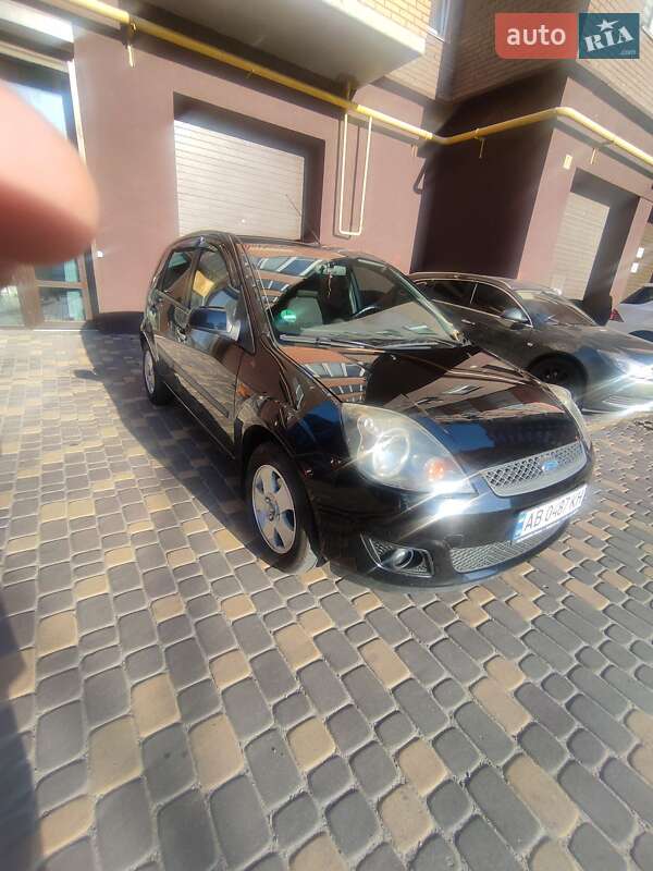 Хэтчбек Ford Fiesta 2007 в Виннице