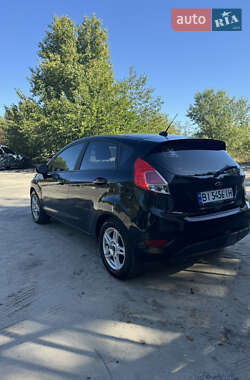 Хэтчбек Ford Fiesta 2018 в 