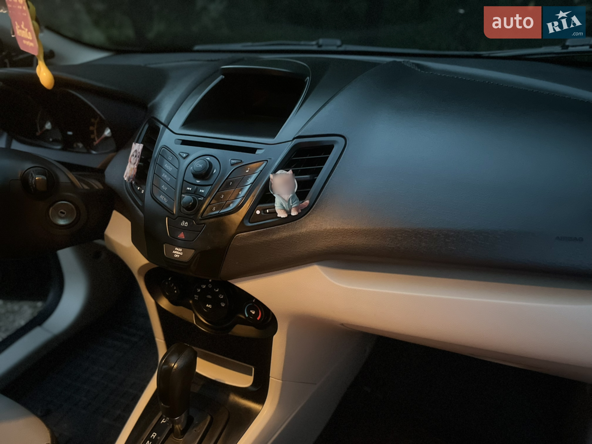 2012 Ford Fiesta - мініатюра 6
