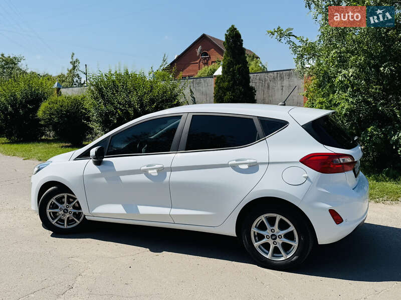 Хетчбек Ford Fiesta 2018 в Лохвиці