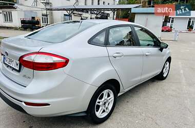 Седан Ford Fiesta 2017 в 