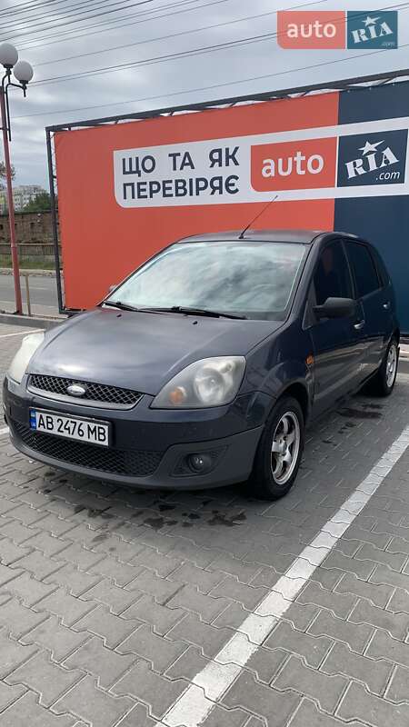 Хэтчбек Ford Fiesta 2006 в Виннице