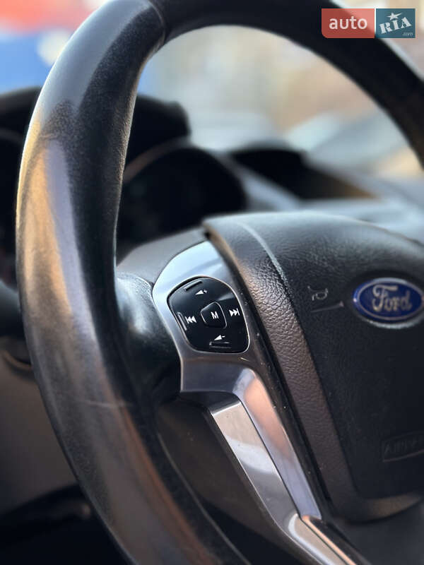 Хэтчбек Ford Fiesta 2014 в Запорожье фото 14 Хэтчбек Ford Fiesta 2014 в Запорожье