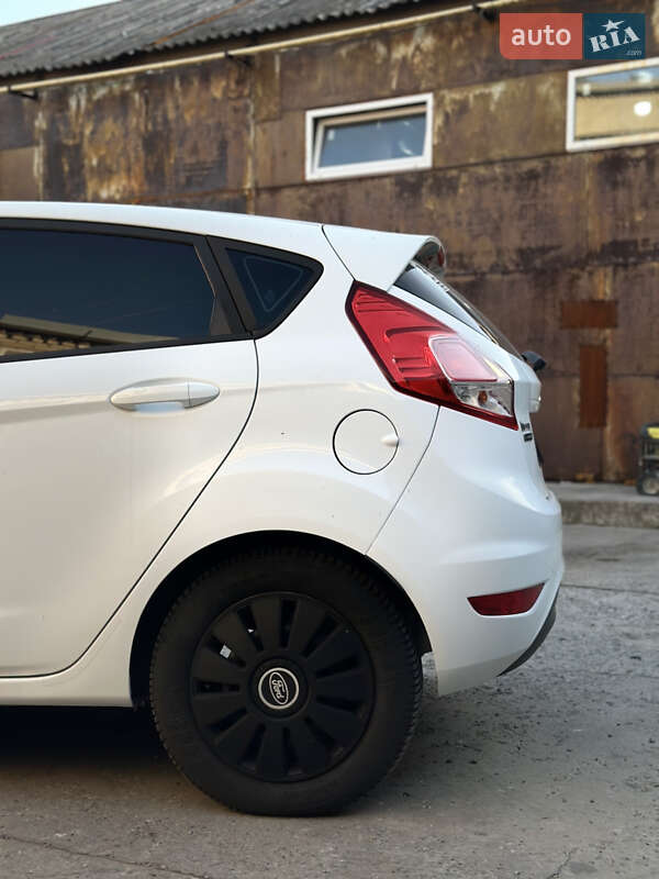 Хэтчбек Ford Fiesta 2014 в Запорожье фото 17 Хэтчбек Ford Fiesta 2014 в Запорожье