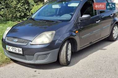 Хэтчбек Ford Fiesta 2007 в 